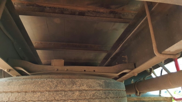 รถฮีโน่ 6 ล้อ ตู้แห้ง FC4J - 150 แรงม้า. ปี 48     สนใจติดต่อ  081 - 6079515