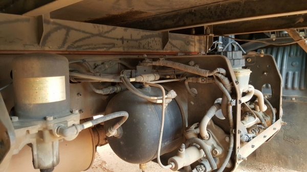 รถฮีโน่ 6 ล้อ ตู้แห้ง FC4J - 150 แรงม้า. ปี 48     สนใจติดต่อ  081 - 6079515