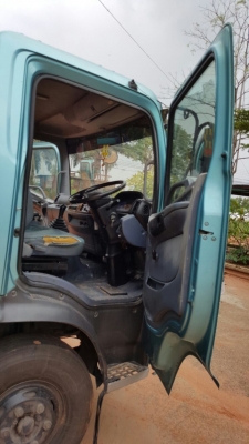 รถฮีโน่ 6 ล้อ ตู้แห้ง FC4J - 150 แรงม้า. ปี 48     สนใจติดต่อ  081 - 6079515