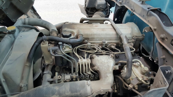 รถฮีโน่ 6 ล้อ ตู้แห้ง FC4J - 150 แรงม้า. ปี 48     สนใจติดต่อ  081 - 6079515