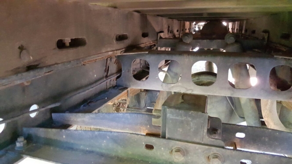 รถฮีโน่ 6 ล้อ ตู้แห้ง FC4J - 150 แรงม้า. ปี 48     สนใจติดต่อ  081 - 6079515