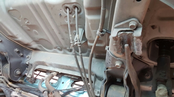 รถฮีโน่ 6 ล้อ ตู้แห้ง FC4J - 150 แรงม้า. ปี 48     สนใจติดต่อ  081 - 6079515