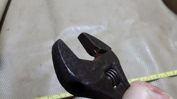 ลดๆๆๆๆอีกประแจเลื่อน TAPARIA ขนาด12 นิ้ว