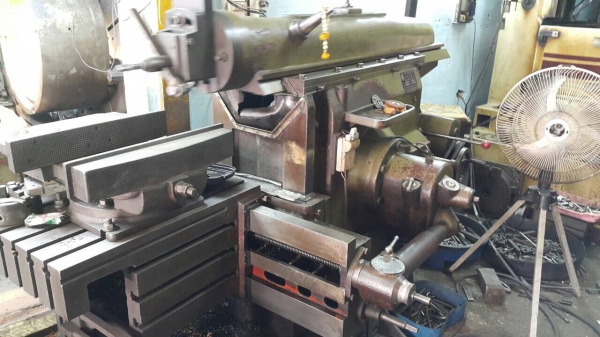 ขายแท่นไส36นิ้วใต้หวันพร้อมปากกาพร้อมใช้ครับ