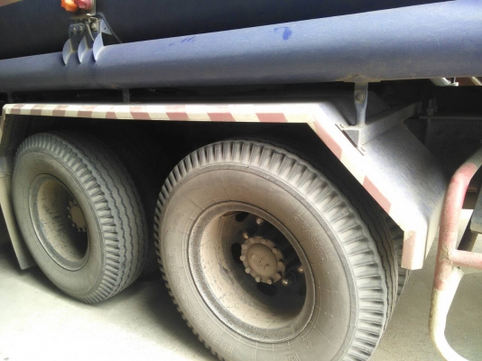 สิบล้อ ฮีโน่ FL1J 220 ปี48 บรรทุกน้ำมัน 16,000ลิตร สภาพสวยจัดพร้อมใช้ ทะเบียนพร้อมโอน ราคา 1,390,000บ ต่อรองได้