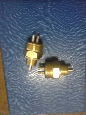 จำหน่ายอะไหล่รถเครนและเครื่องจักรกลหนัก