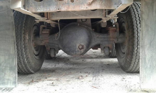 สิบล้อ MITSUBISHI FN527 บรรทุกแบคโฮ 200 ได้