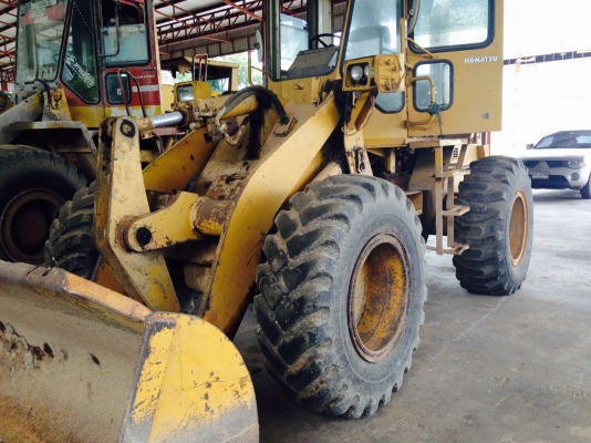 ขายด่วนรถตักเอวอ่อนWA-180-1รถพร้อมใช้งานรถสวยเดิม