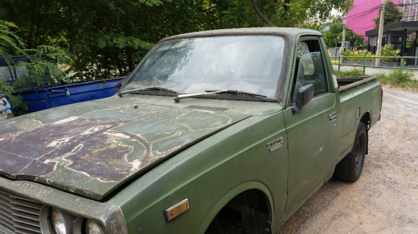 RN20 กระบะ 4ขอ แห้งบาง เครื่องเดิม 12R เกียร์คอ พร้อมโอนขับ 38,000 บาท