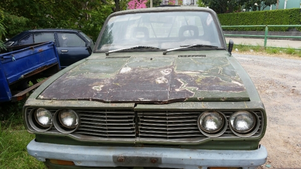 RN20 กระบะ 4ขอ แห้งบาง เครื่องเดิม 12R เกียร์คอ พร้อมโอนขับ 38,000 บาท