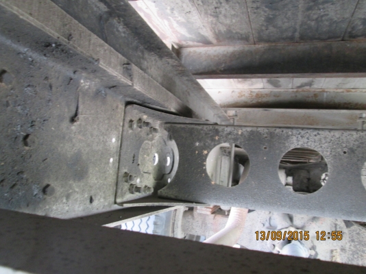 มิตซู10ล้อ.1เพลาเครื่อง6D16.ตู้3บาน7.20.ม.ครัชซีสวย.เครื่องดี.ราคา.555,000..