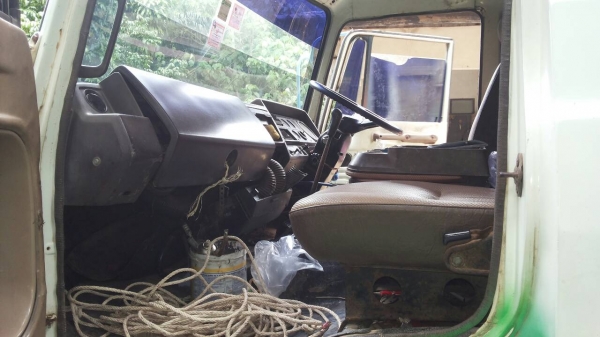 ขายรถบรรทุก 10 ล้อดัมพ์ HINO FM18 ใส่เครื่อง EM100 220 แรงม้า ราคา 550000