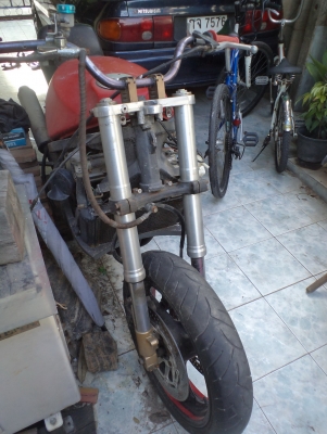 ขาย GPZ400R ต้นตระกูลนินจา ตามสะภาพ 18,000 บาท ไม่มีเล่ม มีแต่ป้ายทะเบียน