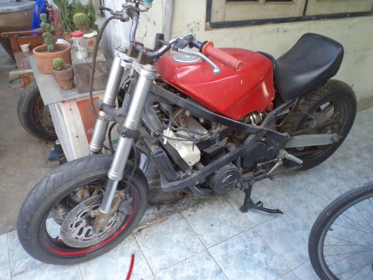 ขาย GPZ400R ต้นตระกูลนินจา ตามสะภาพ 18,000 บาท ไม่มีเล่ม มีแต่ป้ายทะเบียน