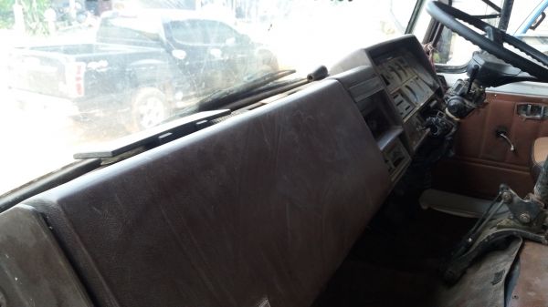 ขาย 6 ใหญ่สภาพพร้อมใช้งานครับ.F17  ยาว6ม 185แรงเครื่องสวยครับแห้งมาก..ครัซซีสวยจัดครับช่างล่างใหญ่บิ๊กเลยครับ