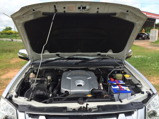 D-MAX Supertitanium ปี54 พร้อมลุยราคาเบาๆ D-MAX Supertitanium ปี54 พร้อมลุยราคาเบาๆ