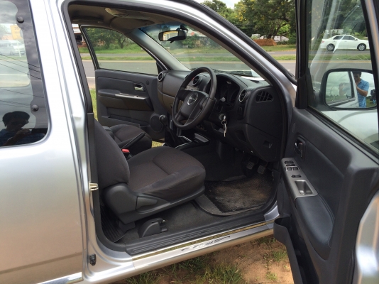 D-MAX Supertitanium ปี54 พร้อมลุยราคาเบาๆ D-MAX Supertitanium ปี54 พร้อมลุยราคาเบาๆ