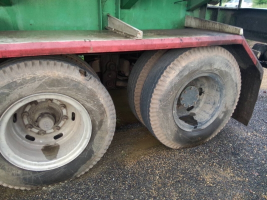 ขายหางก้างปลาพร้อมแท็งค์น้ำยาง 30000 ลิตรยาว 12 เมตร ไม่มีทะเบียน ราคา 200000