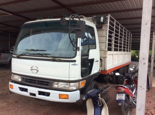 HINO 6ล้อ เครือง160 แรง พวงมาลัยพาว์เวอร์ ยาว 5.4 ม.ช่วงล่างใหญ่ เกียร์ใหญ่ ( 6 เกียร์เดินหน้า) รถพร้อมใช้งาน ขาย 390,000บาท ศุภากร( 081-1903107 ,081-4252943)