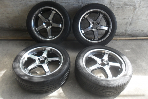 ล้อแม็ก 17นิ้ว 4รู100 พร้อมยาง สวยๆ 4 ล้อ ราคา 6400 บาท