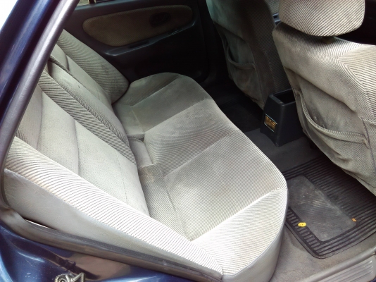 E-car ปี 95 สภาพดี เครื่องเยี่ยม เกียร์ธรรมดา แอร์เปลี่ยนใหม่ทั้งระบบ หนาวมาก E-car ปี 95 สภาพดี เครื่องเยี่ยม เกียร์ธรรมดา แอร์เปลี่ยนใหม่ทั้งระบบ หนาวมาก