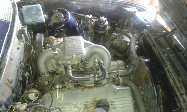 รถ BMW รุ่น318i m10หัวฉีด