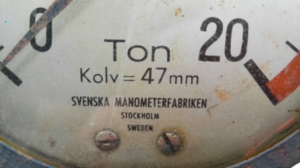 ====== Sold Out!! ====== แท่นอัดไฮดรอลิค 20 ตัน. Made in Sweden สภาพสวย สด ใหม่!! โทร 089-2499-123 นครปฐม