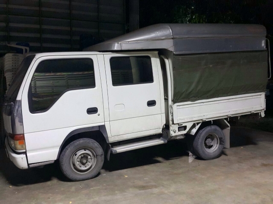 ขายISUZU ELF ป้ายไม่ติดเวลา 4 ประตู ขายISUZU ELF ป้ายไม่ติดเวลา 4 ประตู
