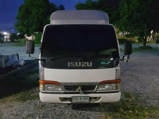 ขายISUZU ELF ป้ายไม่ติดเวลา 4 ประตู ขายISUZU ELF ป้ายไม่ติดเวลา 4 ประตู