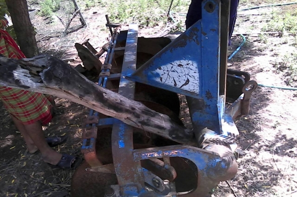 ขายตามสภาพพาน5ใบ26CMTติดมากับรถไถฟอดร์ ขายตามสภาพพาน5ใบ26CMTติดมากับรถไถฟอดร์