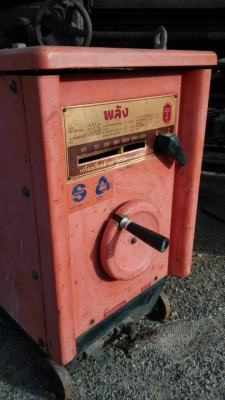 ******** Sold Out!! ********  ตู้เชื่อมพลัง 300 Amp.ใช้งาน 2 ระบบ ไฟบ้าน 220V. โรงงาน 380V. สภาพสวย สด ใหม่!! โทร 089-2499-123 นครปฐม