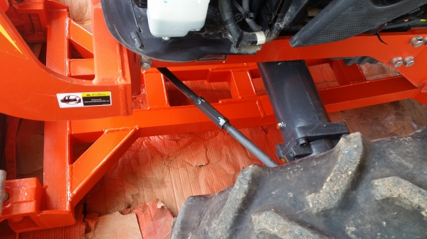 ขายรถไถคูโบต้า  KUBOTA   L 3608SP พร้อมชุดใบมีดดันหน้าคานล่าง