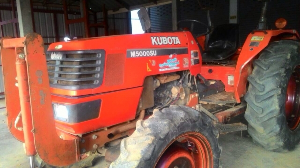 M5000สวยๆ พร้อมอุปกรณ์3ชิ้น M5000สวยๆ พร้อมอุปกรณ์3ชิ้น