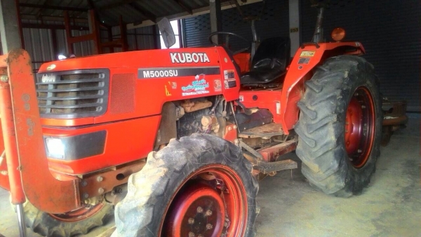 M5000สวยๆ พร้อมอุปกรณ์3ชิ้น