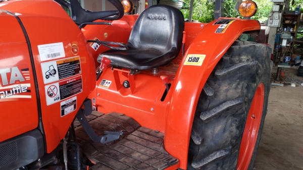 ขายรถไถคูโบต้า KUBOTA L4708SP (4WD) ขายรถไถคูโบต้า KUBOTA L4708SP (4WD)