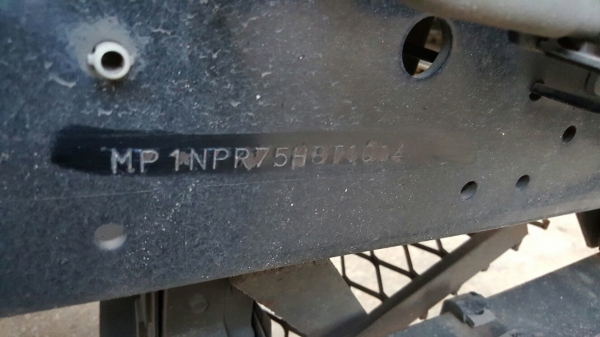 รถอีซุซุ 6 ล้อดั้ม NPR 150 แรงม้า ปี 51.    สนใจติดต่อ  081 - 6079515