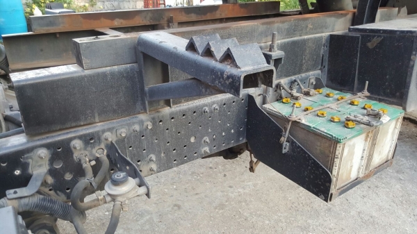 รถอีซุซุ 6 ล้อดั้ม NPR 150 แรงม้า ปี 51.    สนใจติดต่อ  081 - 6079515