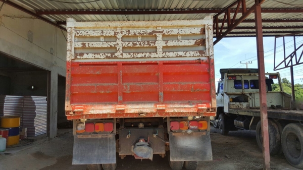 รถฮีโน่ 10 ล้อดั้ม FM3H เปลื่ยนเครื่อง 320 แรงม้า.    สนใจติดต่อ  081 - 6079515