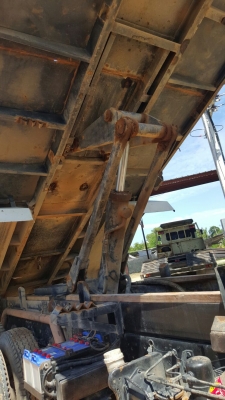 รถฮีโน่ 10 ล้อดั้ม FM3H เปลื่ยนเครื่อง 320 แรงม้า.    สนใจติดต่อ  081 - 6079515