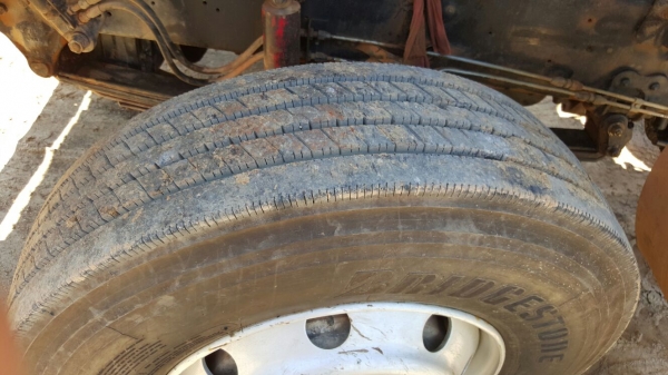 รถฮีโน่ 10 ล้อดั้ม FM3H เปลื่ยนเครื่อง 320 แรงม้า.    สนใจติดต่อ  081 - 6079515