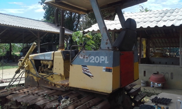 รถแทรคเตอร์ โคมัสสุ d20pl รุ่น 3กับ6