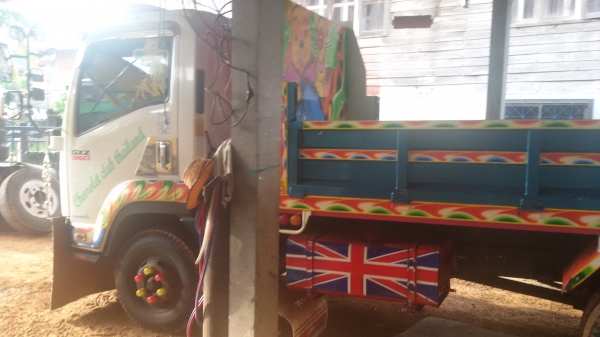 ต้องการขายรถอีชูชู 210 แรงหัวตึก