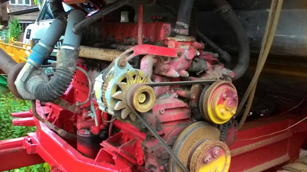 รถเกี่ยวข้าว KM47 ศักดิ์พัฒนา อุ้ม2.5 เดิน200 พร้อมใช้