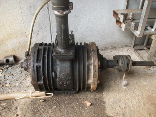 ขายถังดูดสิ่งปฏิกูล พร้อมปั้มดูด และสายยางท่อส่ง เอาไปใช้งานใด้เลย