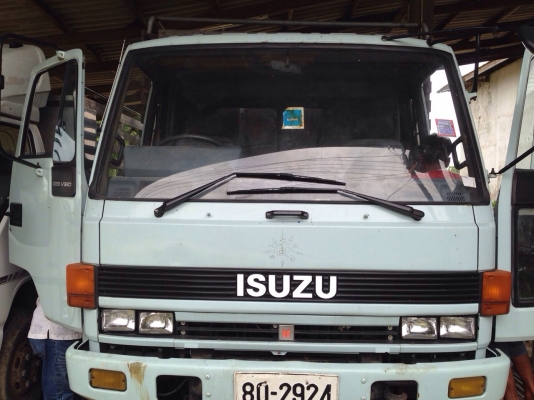 ขายรถบรรทุก 6 ล้อรั้วใหญ่ ISUZU ROCKY 195 แรงม้า ยาง 900 กระบะยาว 7.20 เมตร คัสซี FTR32 ราคา 370000