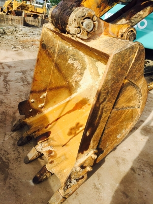 ขาย KOMATSU PC200-8 ไมล์6,xxxชม.รถสวย เอวแน่น ช่วงล่างเต็ม