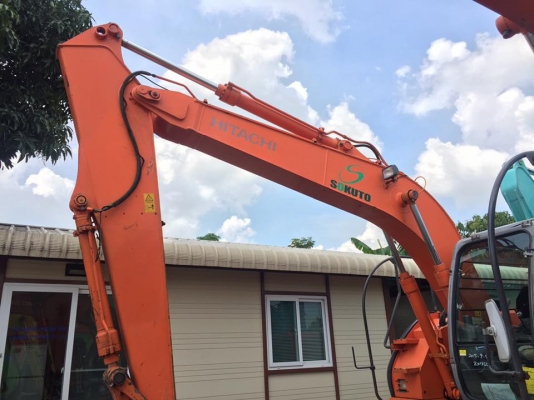 Hitachi ZX135US เก่าญี่ปุ่น อาร์มพิเศษ