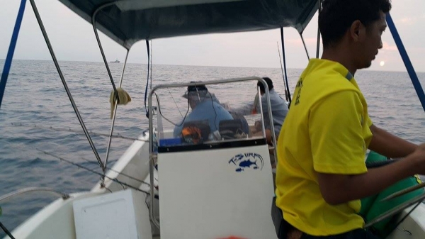 ขายเรือโมลบอยทีเซิร์ฟ 18 ฟุต เครื่องซูซูกิ 85 แรงพร้อมเทรเลอร์