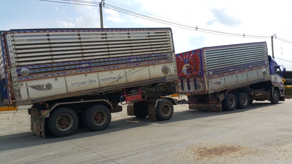 ขายรถพ่วง 22 ล้อ แม่.ลูก กระบะเนียมคอกเกษตรดั้ม อู่.ส สมบัติ ISUZU 360 ปี.54 ราคา.2690000 รถสวย ยางเต็ม สนใจรีบจองด่วน