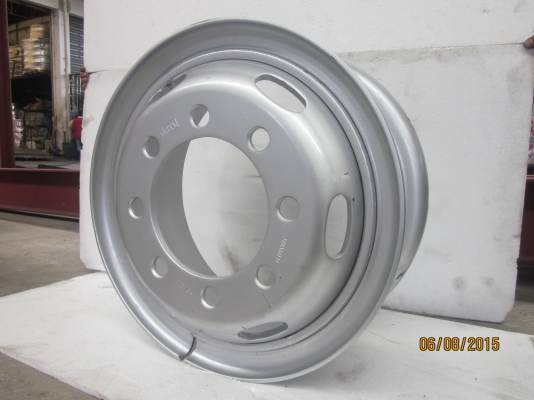 กะทะล้อ 7.50-20 8รูธรรมดา ใช้ยาง1100 สีเงิน